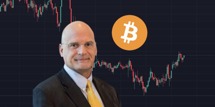 比特币再跌破2.1万美元！彭博：BTC波动率新低 近期有望跑赢大盘