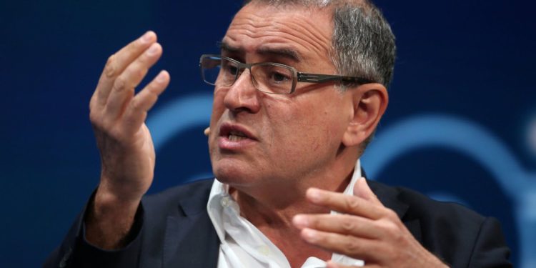 币市走弱比特币一度跌破2.1万美元！鲁比尼：美国面临深度衰退