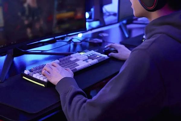 游戏氪金70万元 仅产出18万虚拟货币还被“偷家”？-第1张图片-芝麻开门下载